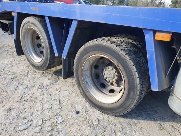 Porta Máquinas DAF 75CF-310 6x2 · Ano 2004