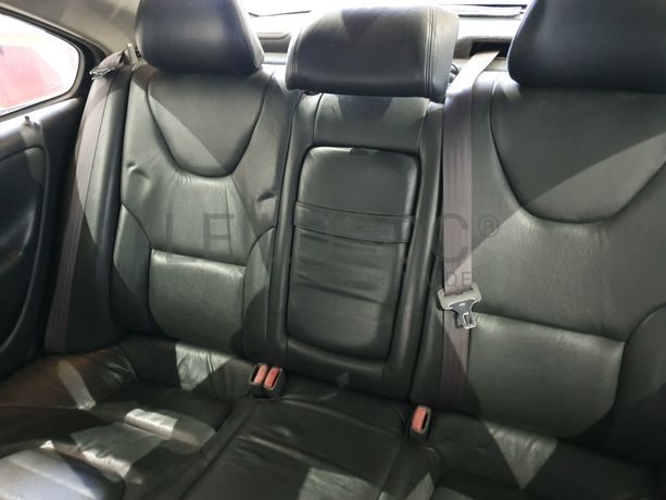 Volvo S60 · Ano 2000