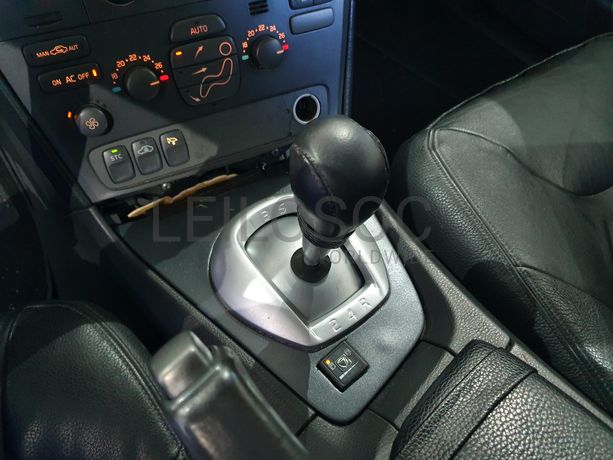 Volvo S60 · Ano 2000