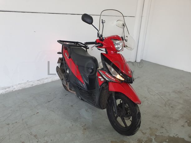 Motociclo Suzuki UK 110 Address · Ano 2015