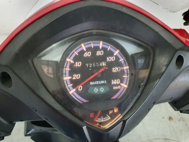 Motociclo Suzuki UK 110 Address · Ano 2015