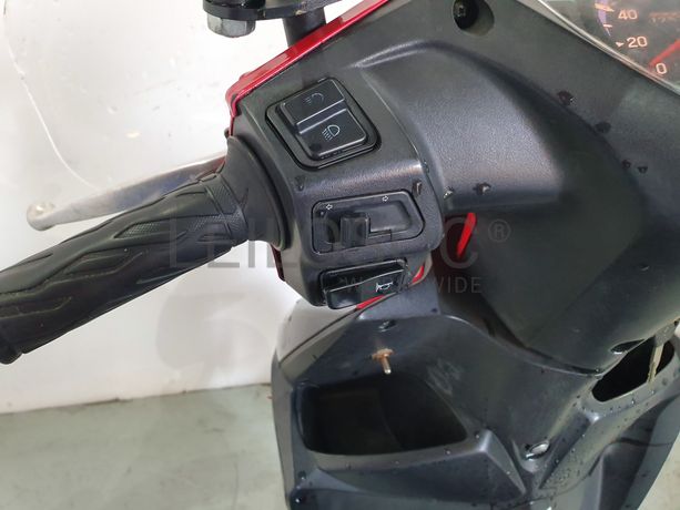 Motociclo Suzuki UK 110 Address · Ano 2015