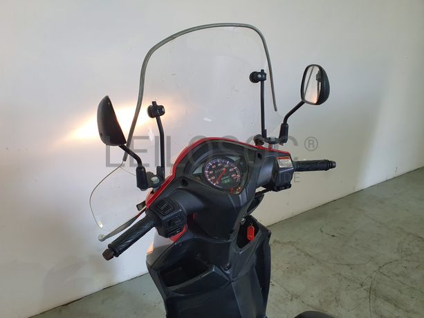 Motociclo Suzuki UK 110 Address · Ano 2015