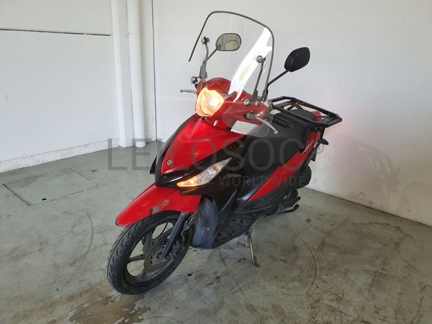 Motociclo Suzuki UK 110 Address · Ano 2015