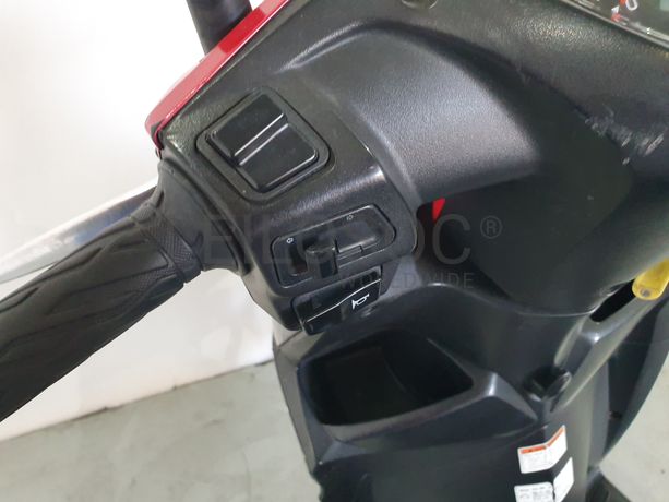 Motociclo Suzuki UK 110 Address · Ano 2015