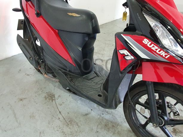 Motociclo Suzuki UK 110 Address · Ano 2015