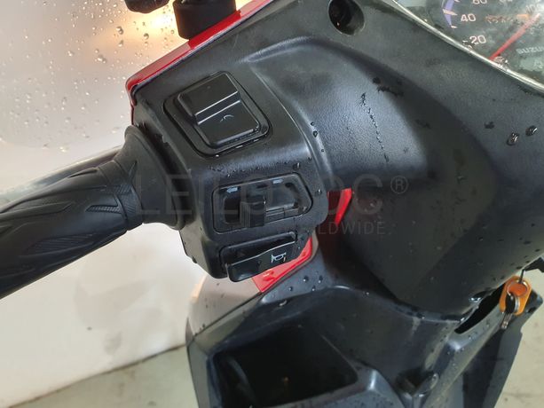 Motociclo Suzuki UK 110 Address · Ano 2016