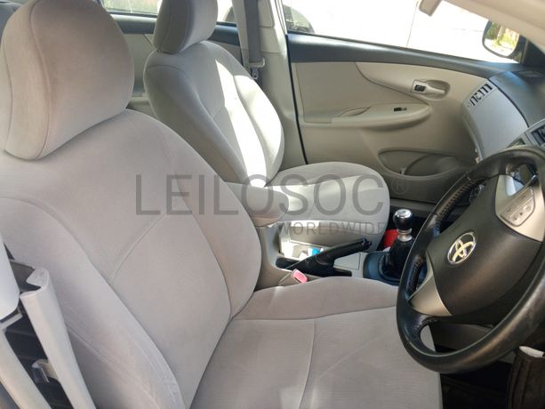 Toyota Corolla · Ano 2012