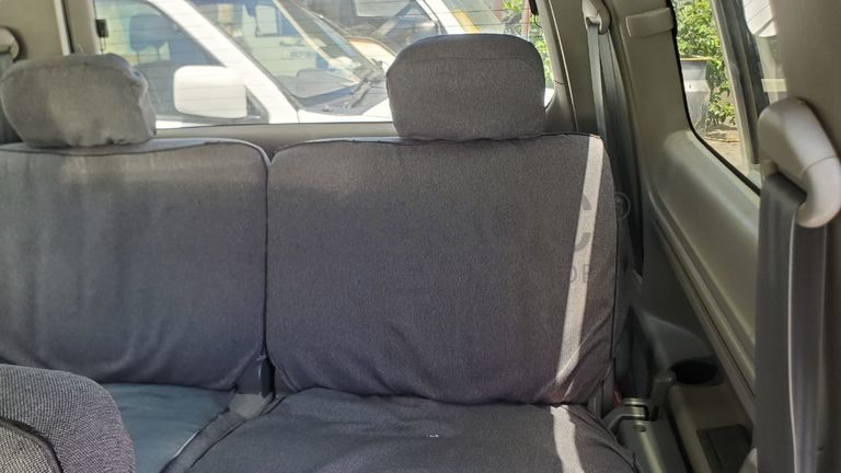 Toyota Noah · Ano 2001