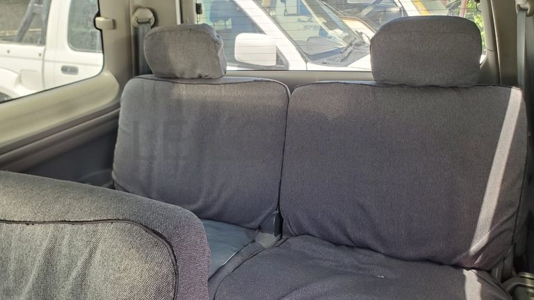 Toyota Noah · Ano 2001