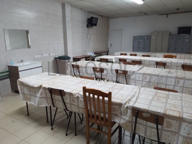 Estanteria · Equipamento Escritório · Diversos