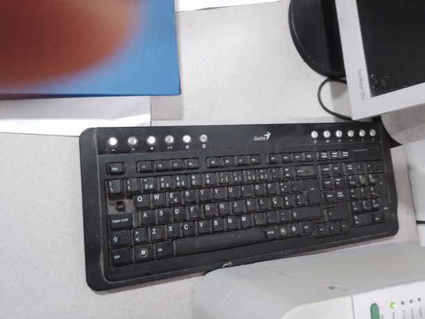 Estanteria · Equipamento Escritório · Diversos