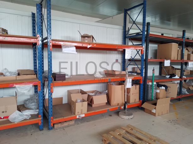 Estanteria · Equipamento Escritório · Diversos