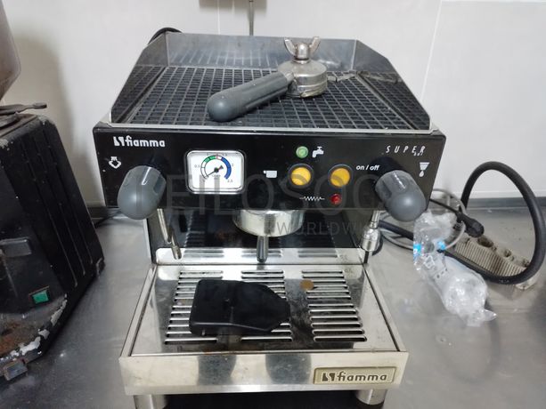 Estanteria · Equipamento Escritório · Diversos