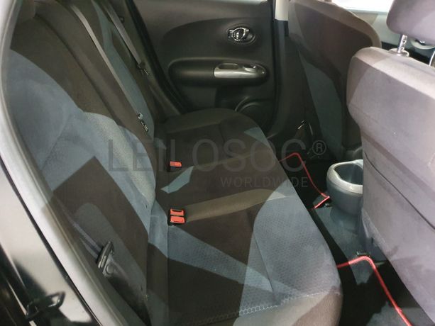 Nissan Juke 1.6 T 4x4 M-CVT · Ano 2011