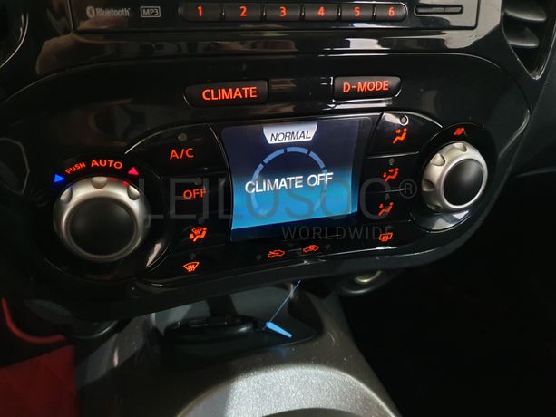 Nissan Juke 1.6 T 4x4 M-CVT · Ano 2011