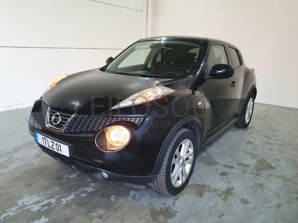 Nissan Juke 1.6 T 4x4 M-CVT · Ano 2011