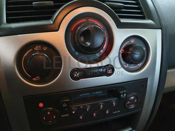 Renault Mégane · Ano 2003