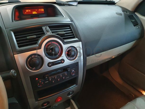 Renault Mégane · Ano 2003