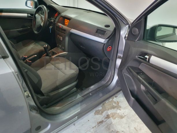 Opel Astra · Ano 2006