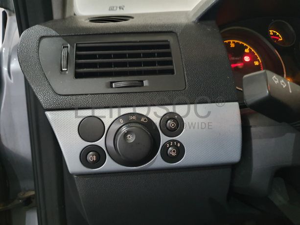 Opel Astra · Ano 2006