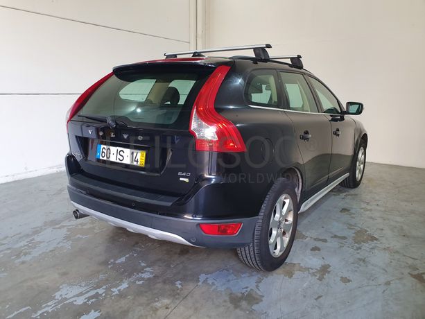 Volvo XC60 · Ano 2010