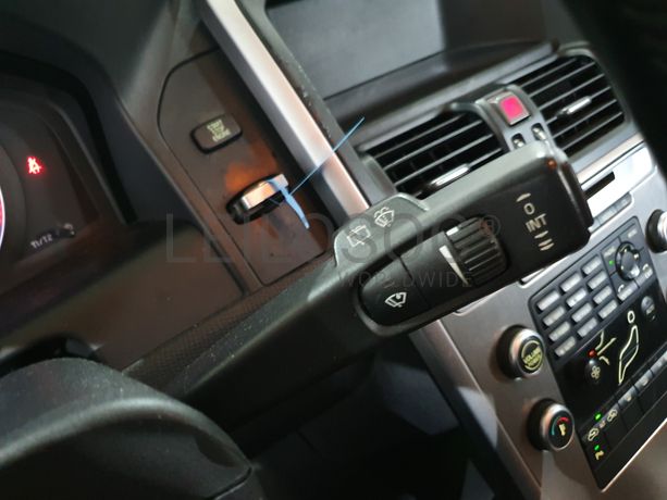 Volvo XC60 · Ano 2010