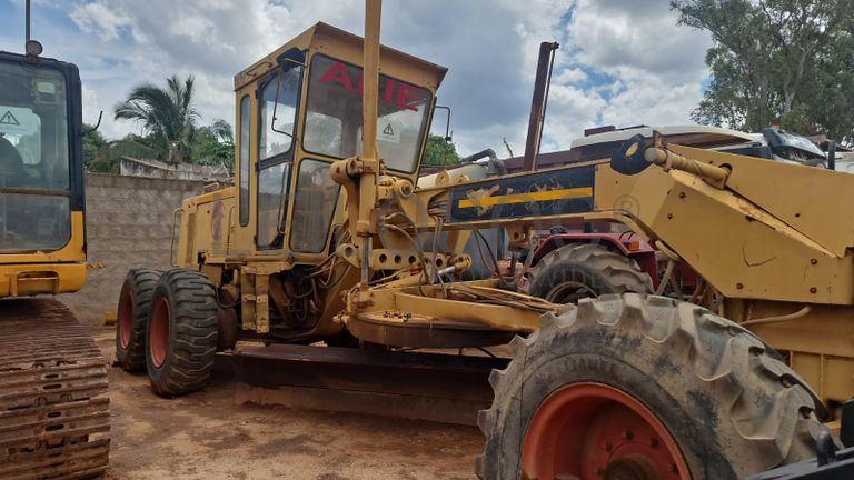 Niveladora Caterpillar