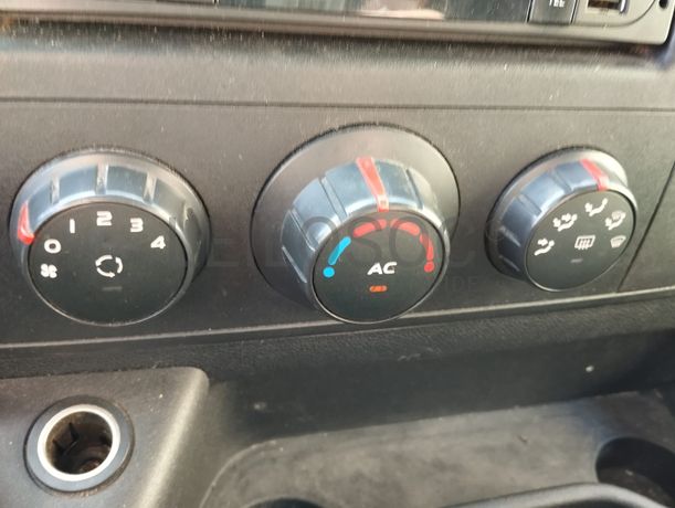 Renault Master 125 DCI · Ano 2015