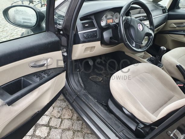 Fiat Linea 1.3 JTD Multijet · Ano 2008