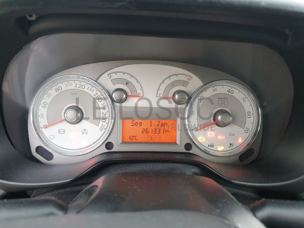 Fiat Linea 1.3 JTD Multijet · Ano 2008