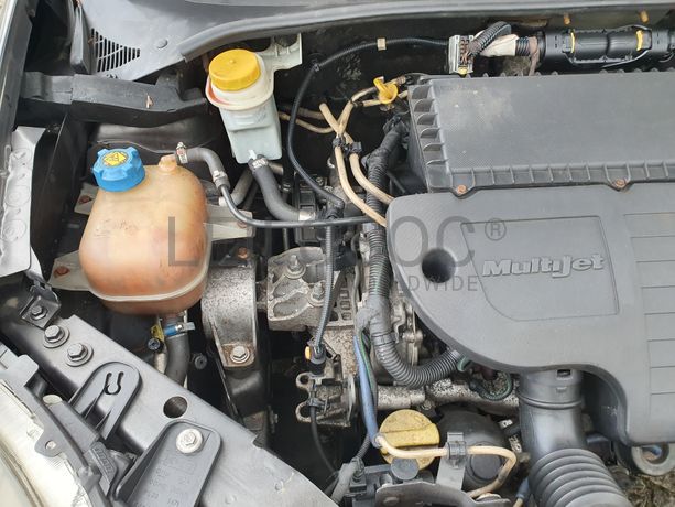 Fiat Linea 1.3 JTD Multijet · Ano 2008