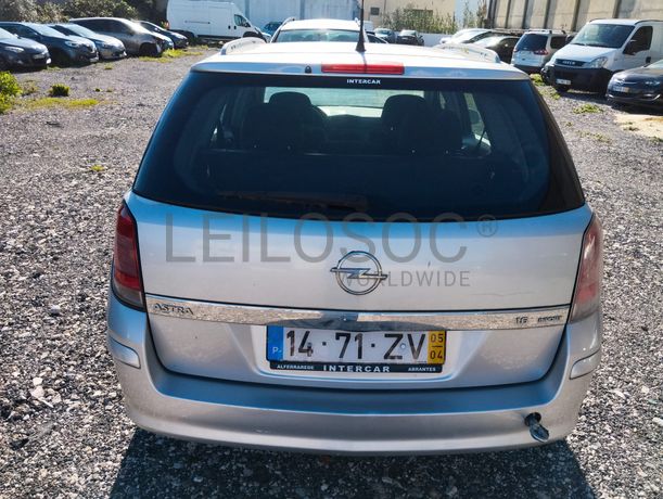 Opel Astra Caravan 1.6 · Ano 2005