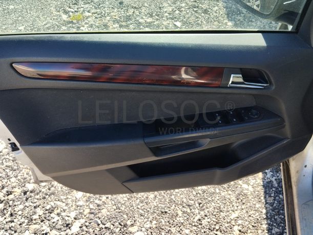 Opel Astra Caravan 1.6 · Ano 2005