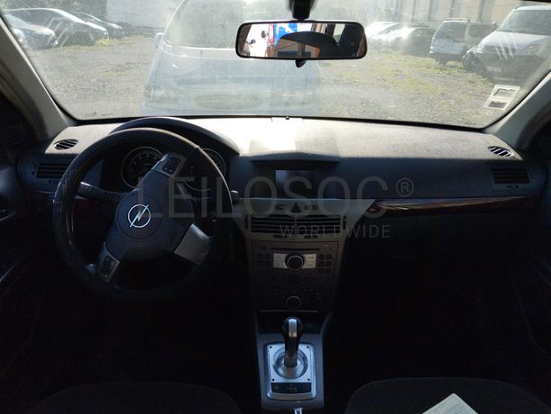 Opel Astra Caravan 1.6 · Ano 2005