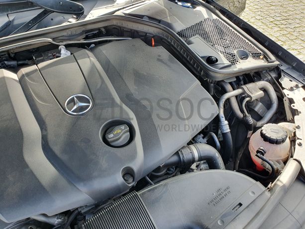 Mercedes-Benz C220 · Ano 2016