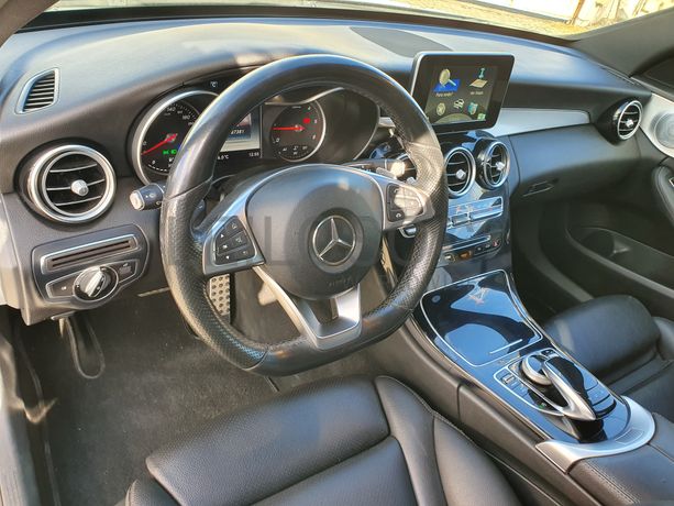 Mercedes-Benz C220 · Ano 2016