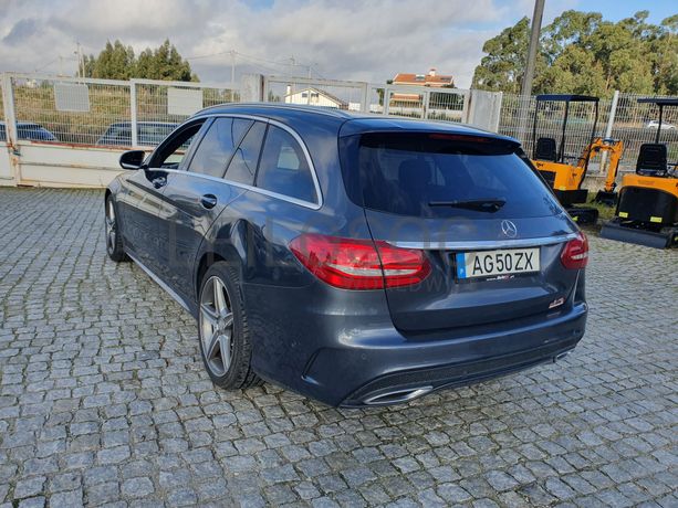 Mercedes-Benz C220 · Ano 2016