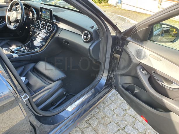 Mercedes-Benz C220 · Ano 2016