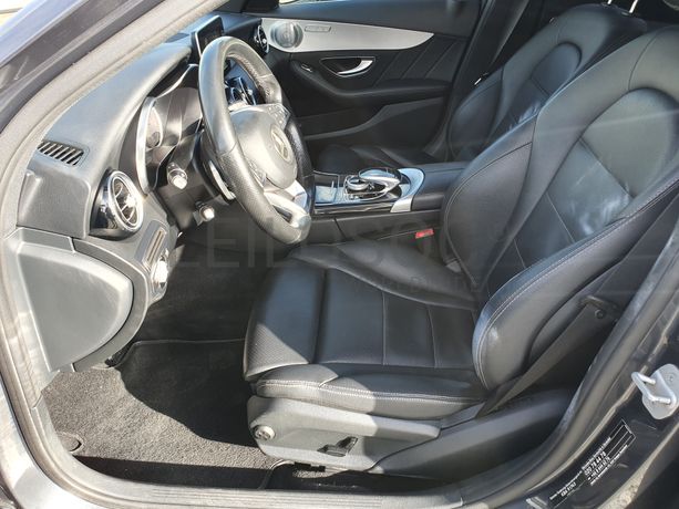 Mercedes-Benz C220 · Ano 2016