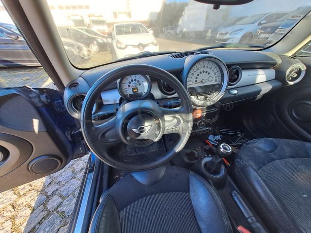 Mini One 1.6D · Ano 2011