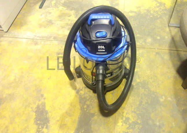 Ferros Industriais a Vapor · Aspirador