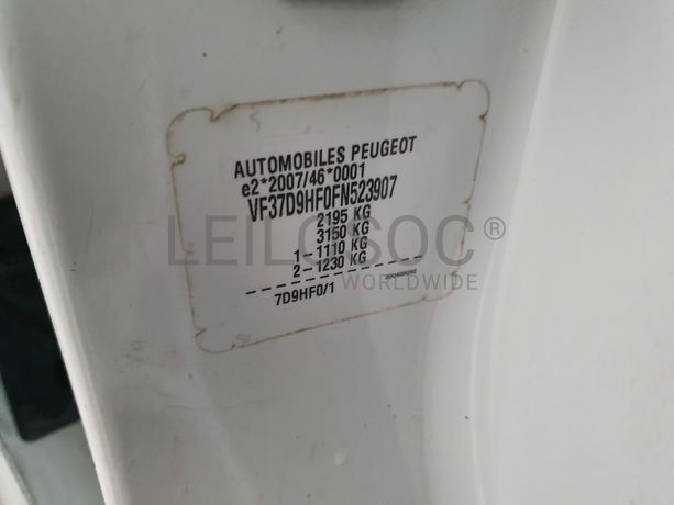 Peugeot Partner · Ano 2015