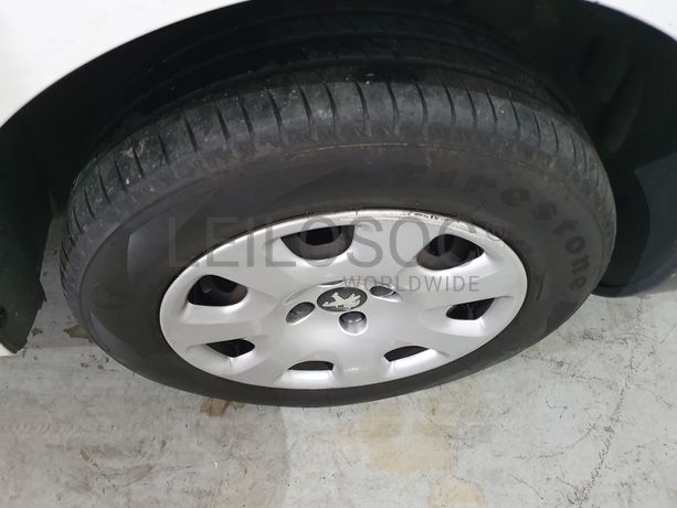 Peugeot Partner · Ano 2015