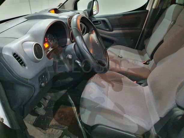 Peugeot Partner · Ano 2015