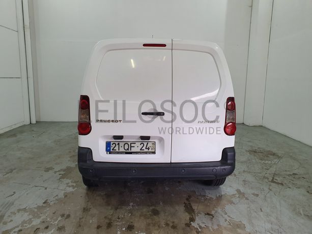 Peugeot Partner · Ano 2015
