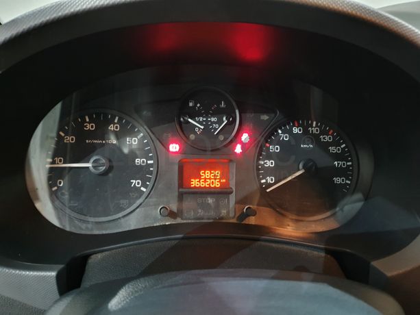 Peugeot Partner · Ano 2015