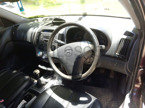 HyundaI Elentra · Ano 2008