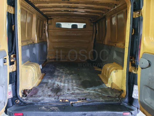 Renault Trafic · Ano 2004