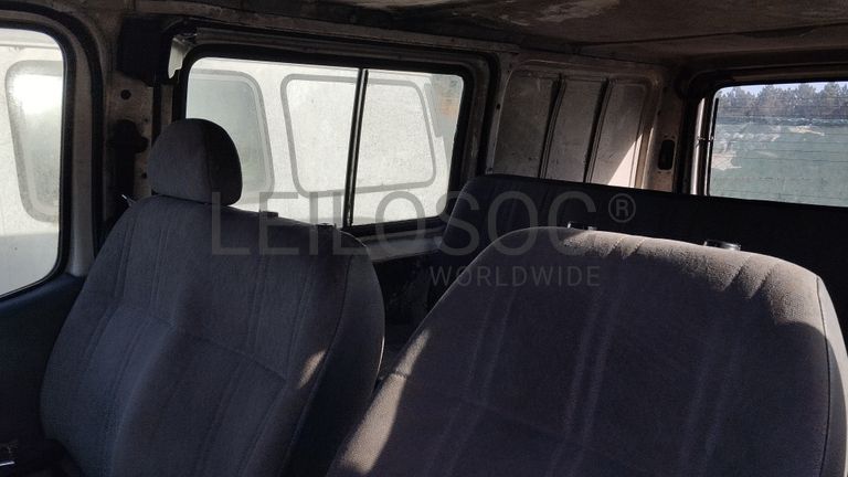 Ford Transit 120 Van (TN-4)